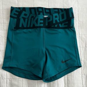 NikePro Crossover compression shorts